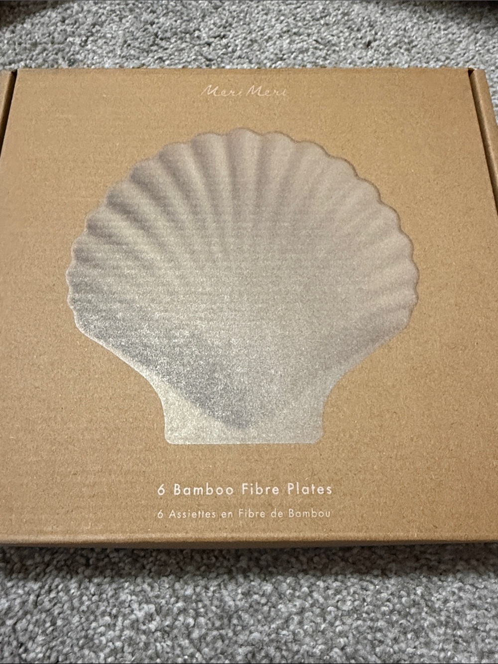 Meri Meri Bamboo Beige Shell Plates